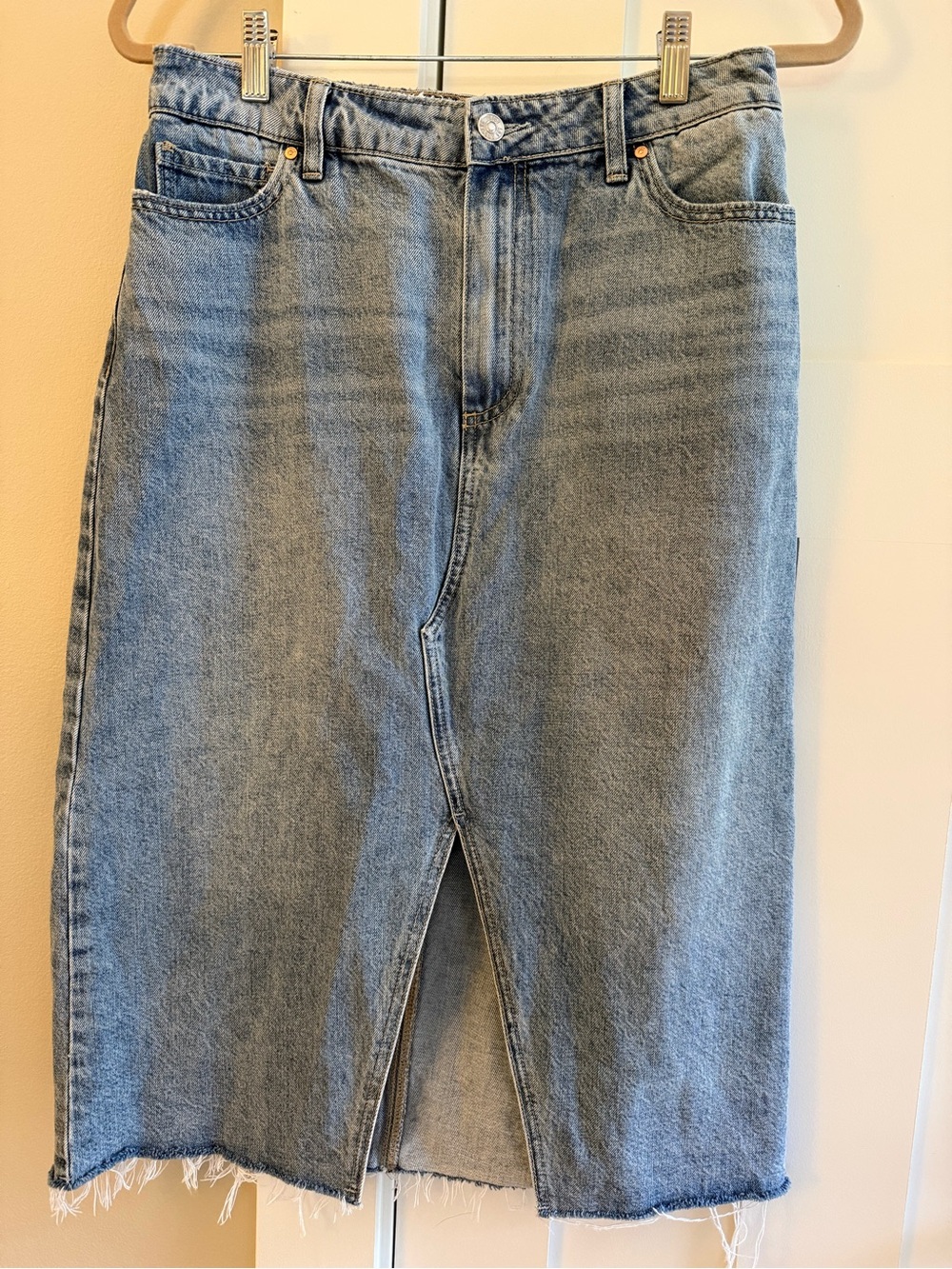Paige Faded Denim Meadow Midi Skirt Tipton Wash Frayed Raw Hem Size 8/29